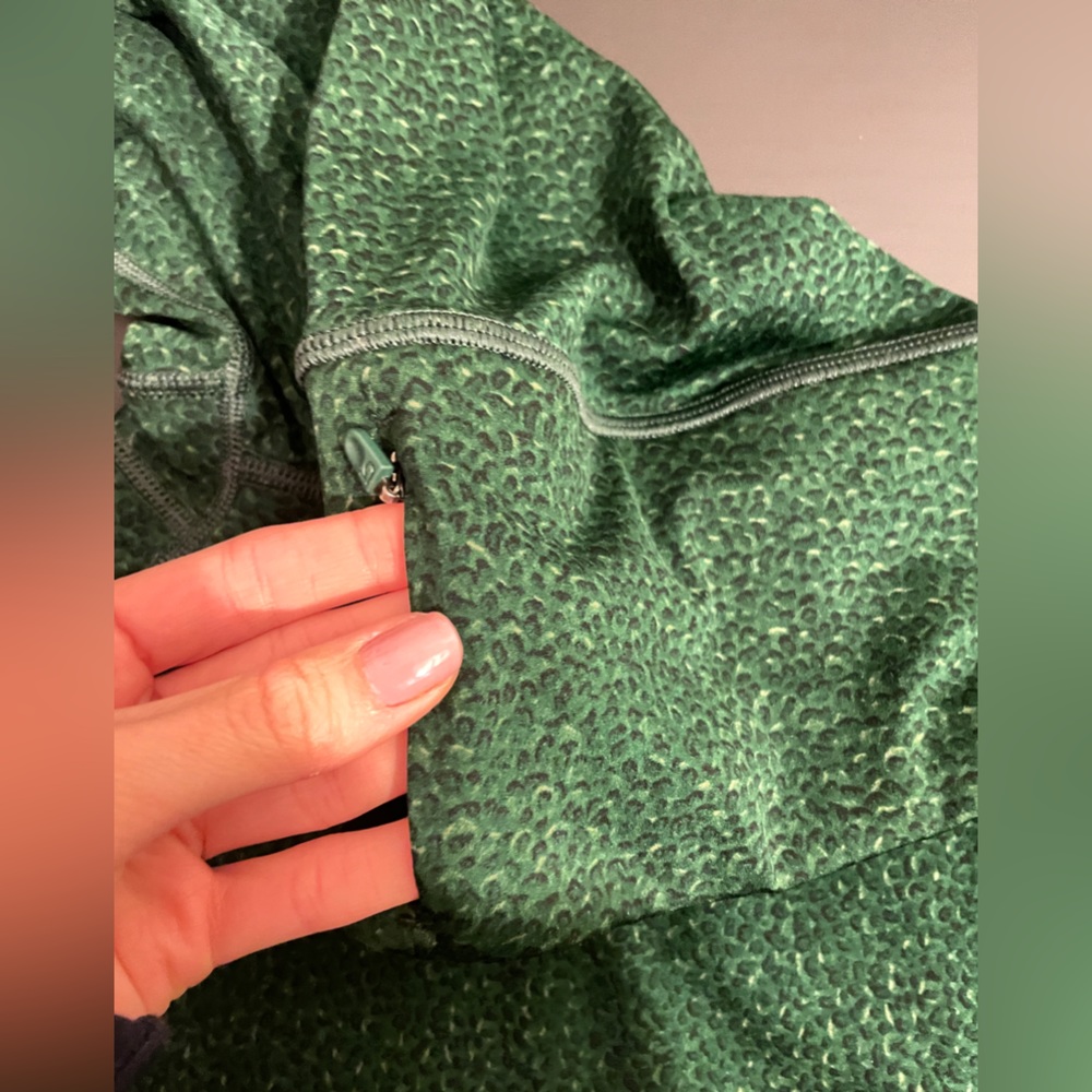 Gap Green Dark Green Pattern Print Workout Exerci… - image 4